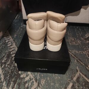 J/Slides Beige High-Top Sneakers